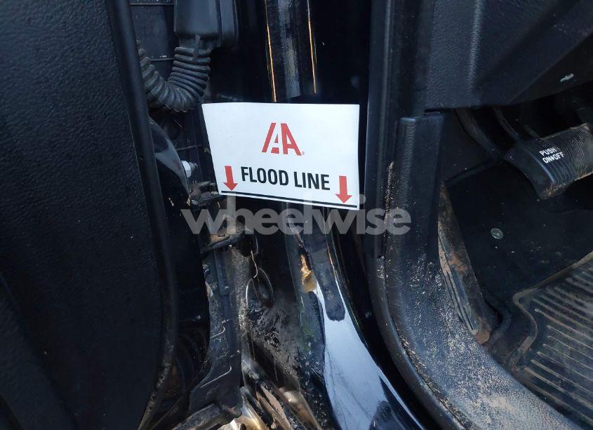 Photo 13 of 2016 Chrysler 300 300S (VIN 2C3CCABG3GH269754)