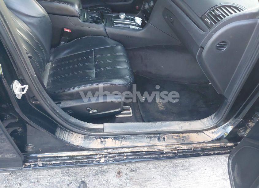 Photo 16 of 2016 Chrysler 300 300S (VIN 2C3CCABG3GH269754)