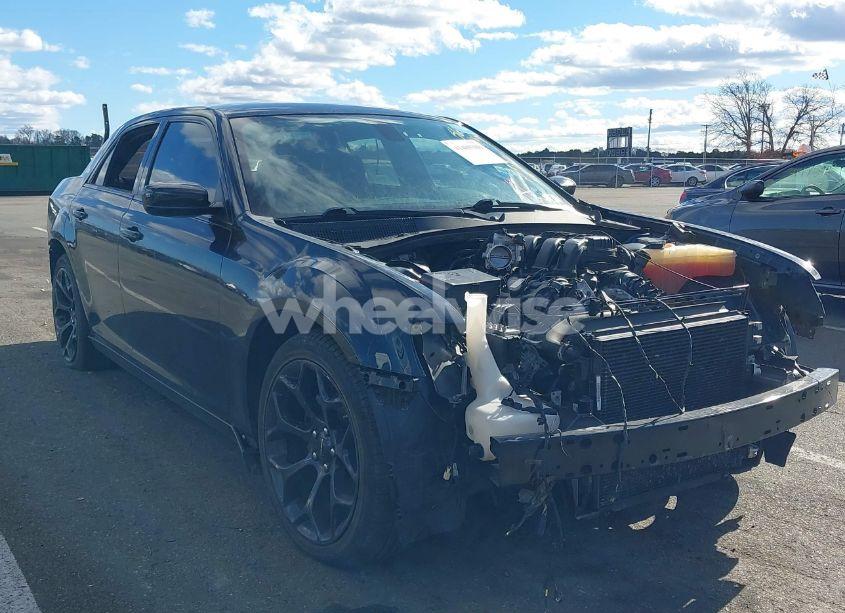 2019 Chrysler 300 300S (VIN 2C3CCABG3KH566001) main photo