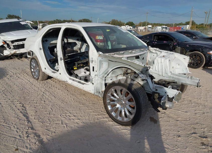 2020 Chrysler 300 300S (VIN 2C3CCABG3LH120299) main photo