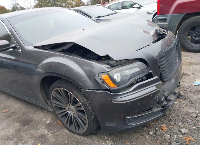 Photo 17 of 2013 Chrysler 300 300S (VIN 2C3CCABG4DH735784)