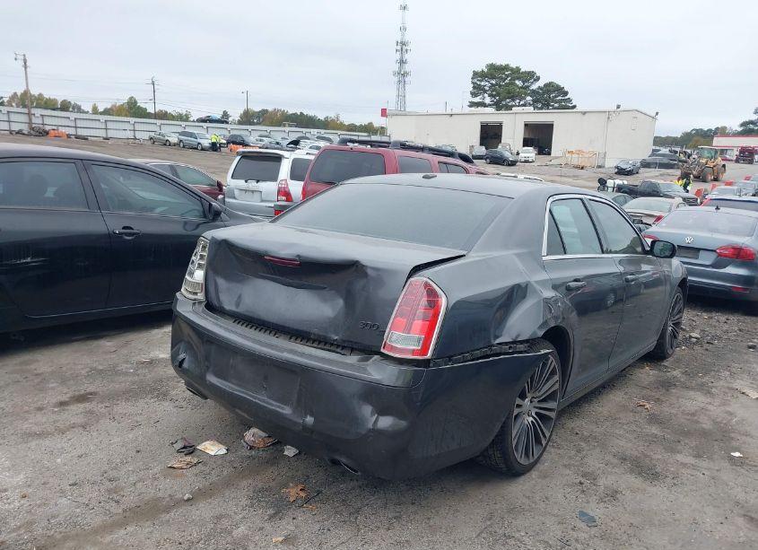 Photo 4 of 2013 Chrysler 300 300S (VIN 2C3CCABG4DH735784)