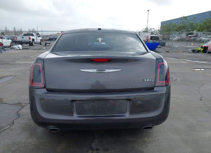 Photo 17 of 2014 Chrysler 300 300S (VIN 2C3CCABG4EH221922)