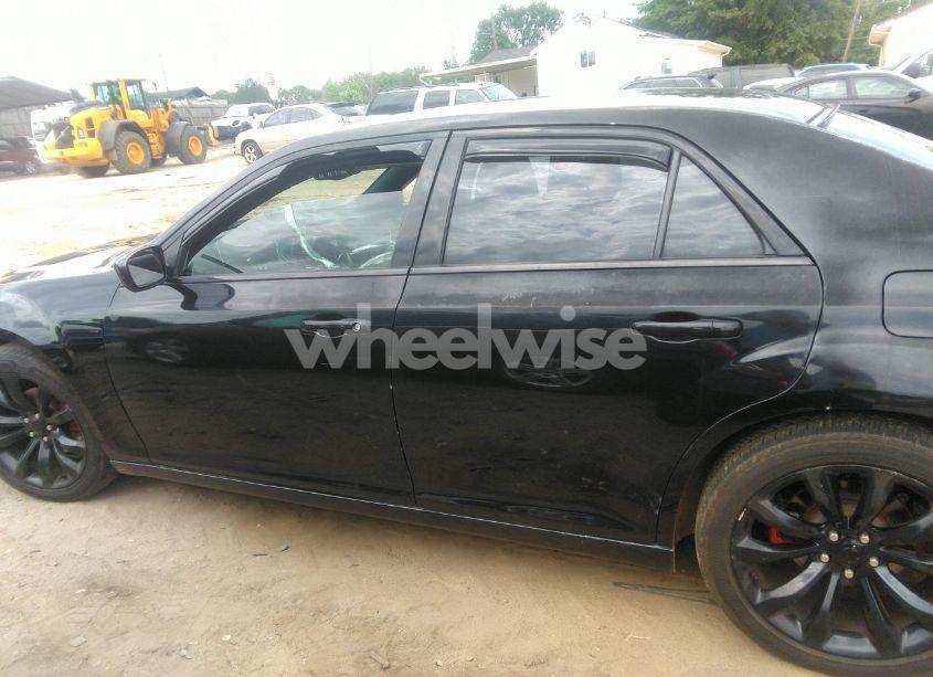 Photo 15 of 2014 Chrysler 300 300S (VIN 2C3CCABG4EH346130)