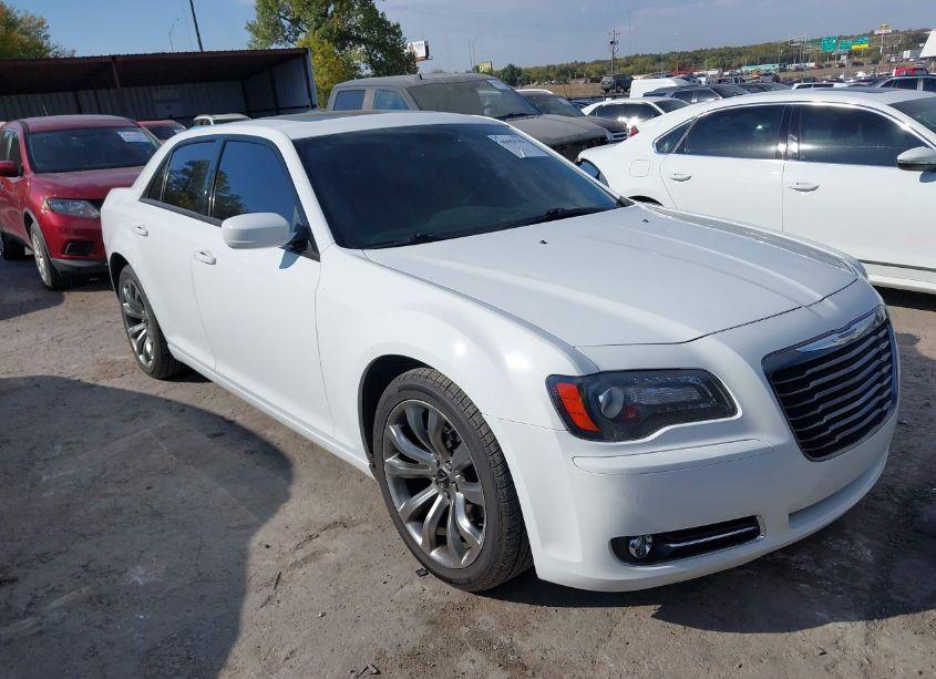 2014 Chrysler 300 300S (VIN 2C3CCABG4EH365468) main photo