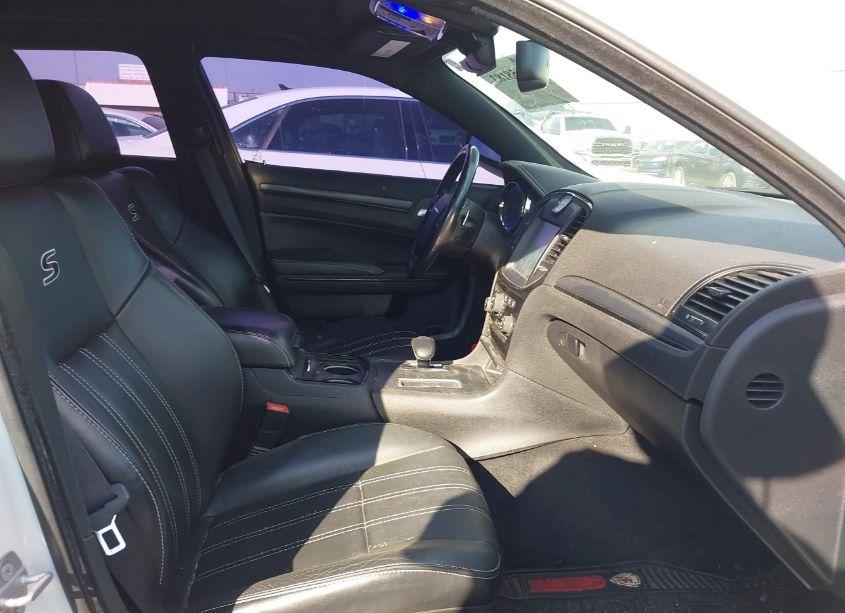 Photo 5 of 2014 Chrysler 300 300S (VIN 2C3CCABG4EH365468)