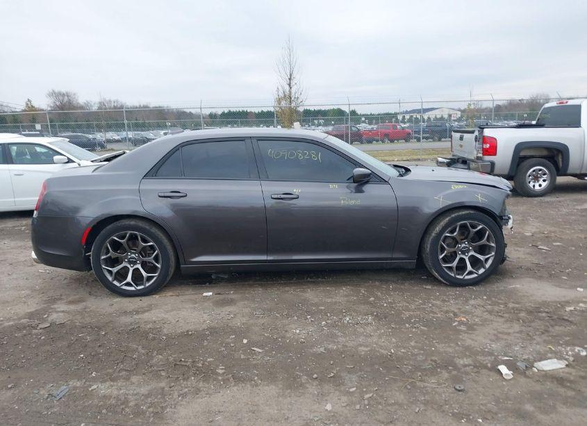 Photo 13 of 2015 Chrysler 300 300S (VIN 2C3CCABG4FH766696)