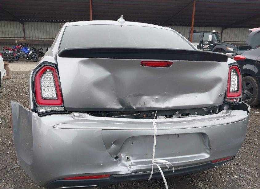Photo 6 of 2015 Chrysler 300 300S (VIN 2C3CCABG4FH807764)