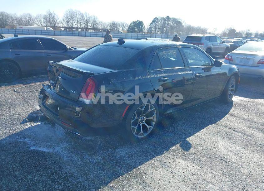 Photo 4 of 2015 Chrysler 300 300S (VIN 2C3CCABG4FH830672)