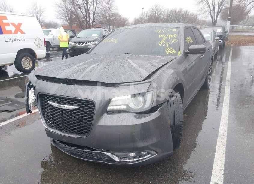 Photo 2 of 2016 Chrysler 300 300S (VIN 2C3CCABG4GH167704)