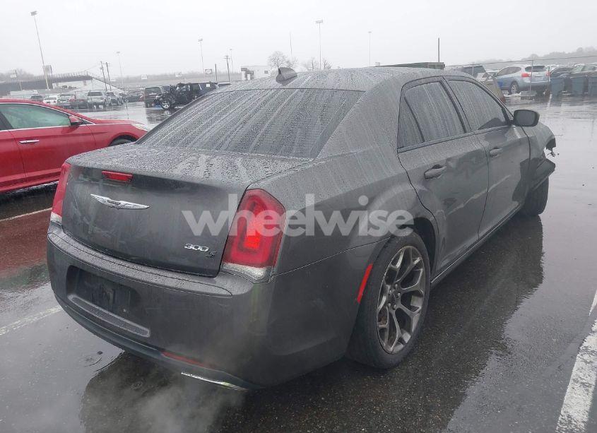 Photo 4 of 2016 Chrysler 300 300S (VIN 2C3CCABG4GH167704)