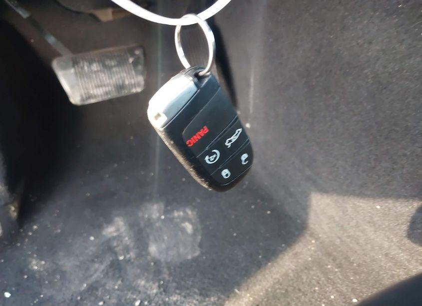 Photo 11 of 2019 Chrysler 300 300S (VIN 2C3CCABG4KH562930)