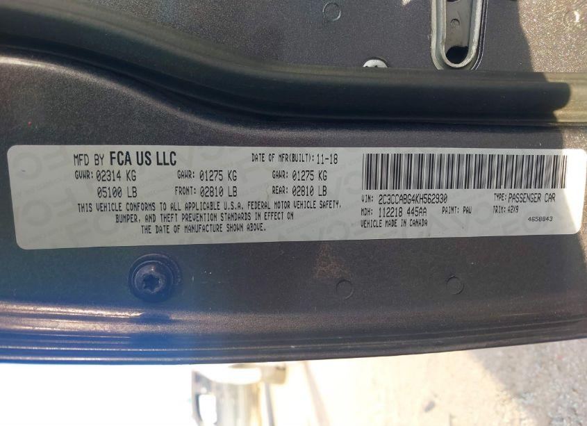 Photo 9 of 2019 Chrysler 300 300S (VIN 2C3CCABG4KH562930)