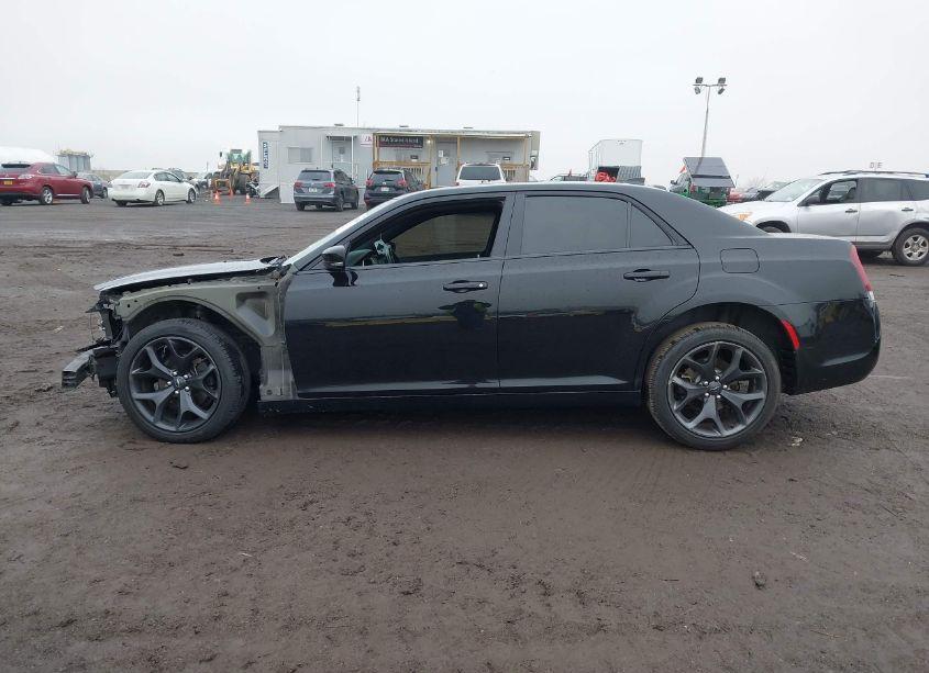 Photo 14 of 2021 Chrysler 300 300S (VIN 2C3CCABG4MH520213)