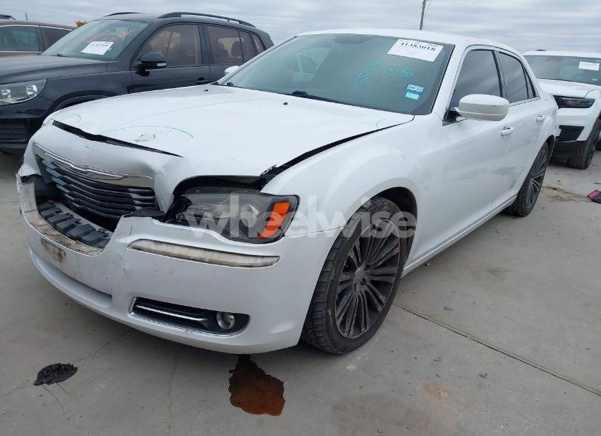 Photo 2 of 2013 Chrysler 300 300S (VIN 2C3CCABG5DH711719)