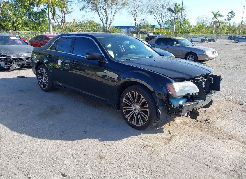 2014 Chrysler 300 300S (VIN 2C3CCABG5EH145305) main photo