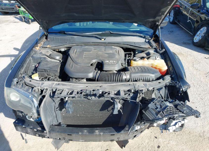 Photo 10 of 2014 Chrysler 300 300S (VIN 2C3CCABG5EH145305)