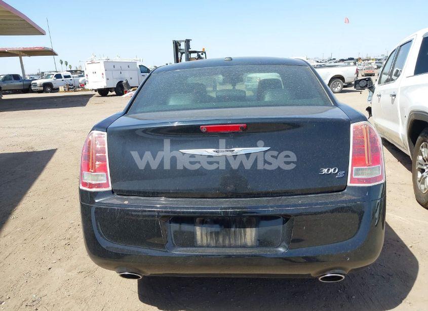 Photo 16 of 2014 Chrysler 300 300S (VIN 2C3CCABG5EH167983)
