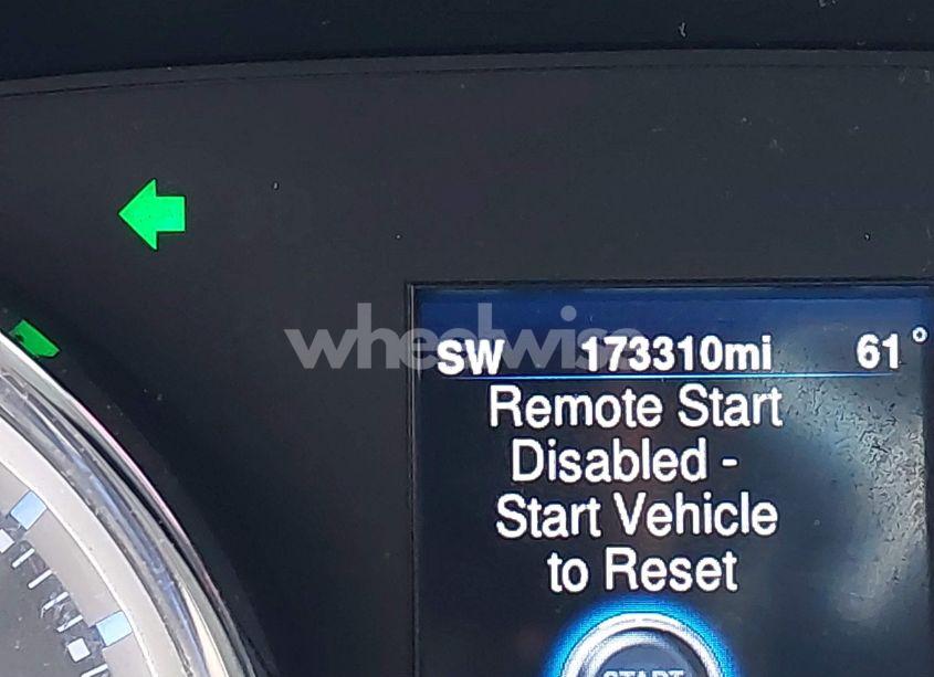 Photo 15 of 2014 Chrysler 300 (VIN 2C3CCABG5EH344712)