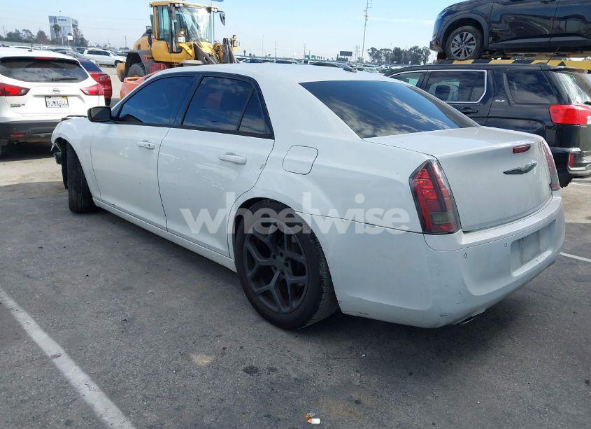 Photo 3 of 2014 Chrysler 300 (VIN 2C3CCABG5EH344712)