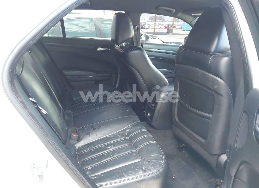 Photo 8 of 2014 Chrysler 300 (VIN 2C3CCABG5EH344712)