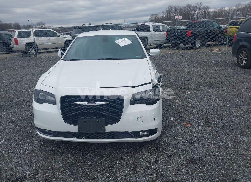 Photo 12 of 2015 Chrysler 300 300S (VIN 2C3CCABG5FH743265)