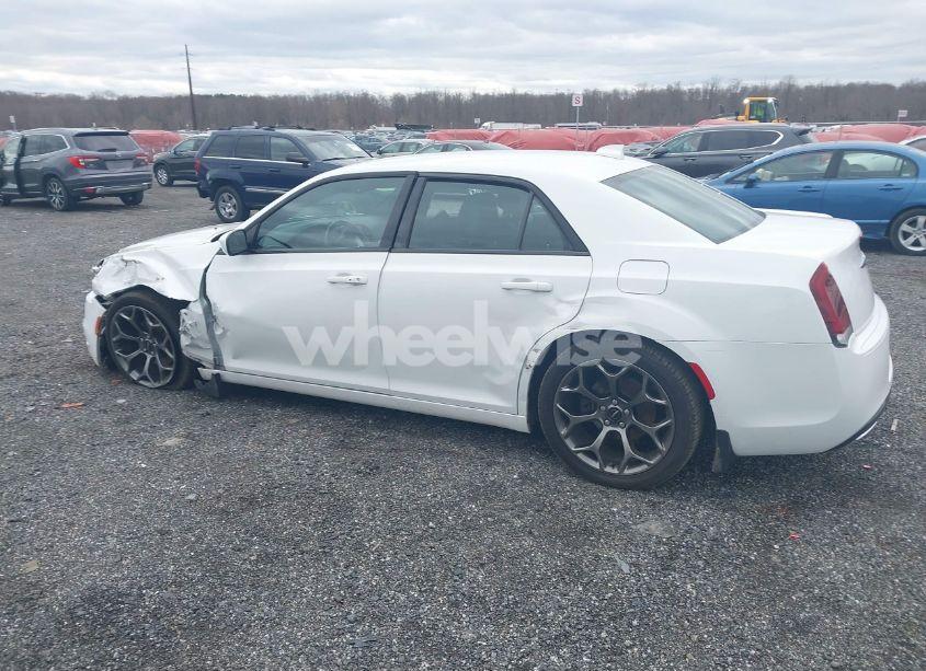 Photo 14 of 2015 Chrysler 300 300S (VIN 2C3CCABG5FH743265)