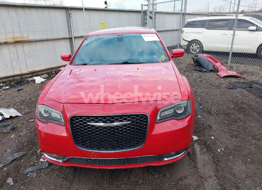 Photo 13 of 2016 Chrysler 300 300S (VIN 2C3CCABG5GH198217)