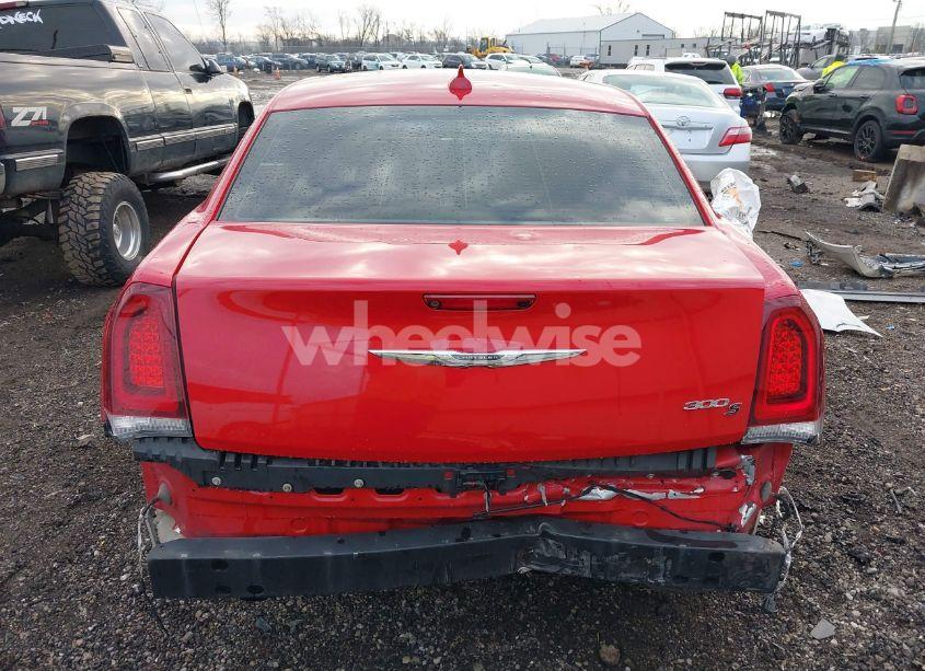 Photo 17 of 2016 Chrysler 300 300S (VIN 2C3CCABG5GH198217)