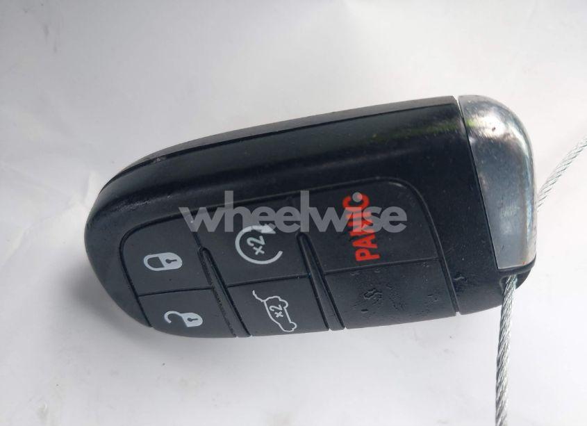 Photo 11 of 2016 Chrysler 300 300S (VIN 2C3CCABG5GH329114)