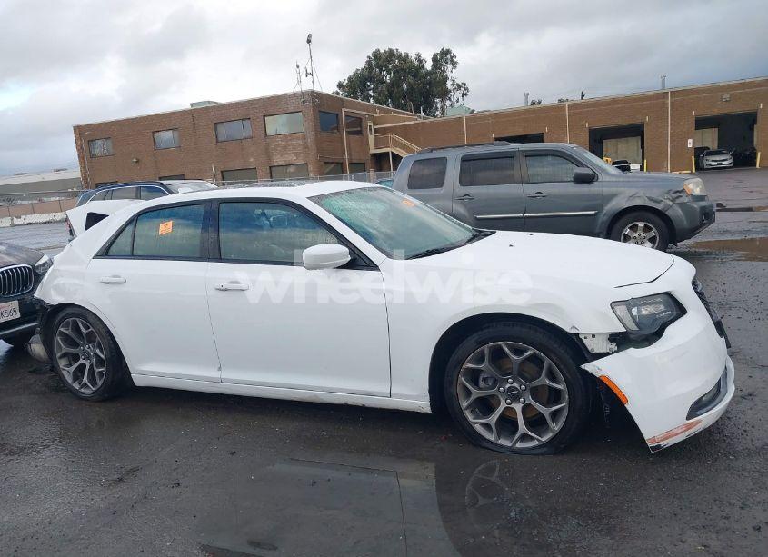 Photo 14 of 2016 Chrysler 300 300S (VIN 2C3CCABG5GH329114)