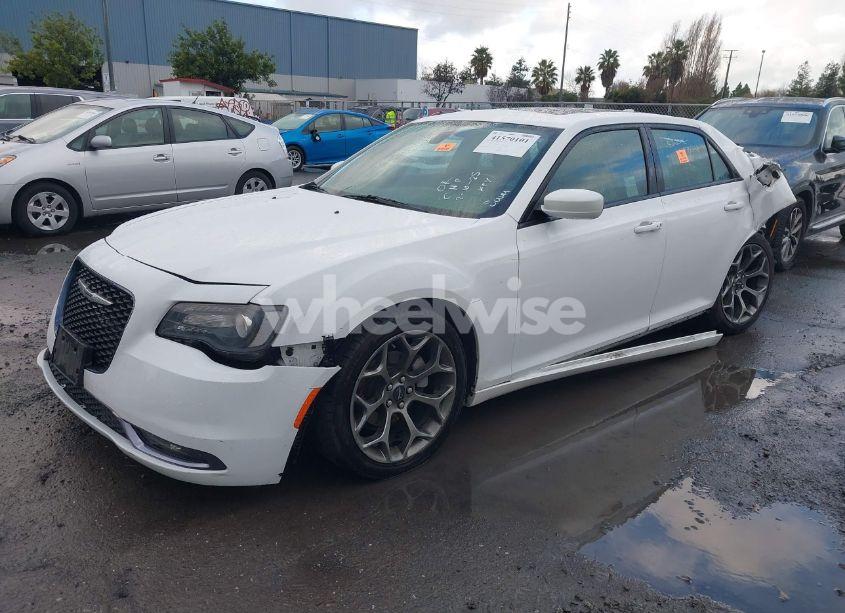 Photo 2 of 2016 Chrysler 300 300S (VIN 2C3CCABG5GH329114)