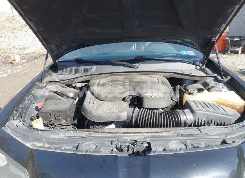 Photo 10 of 2021 Chrysler 300 300S (VIN 2C3CCABG5MH529373)