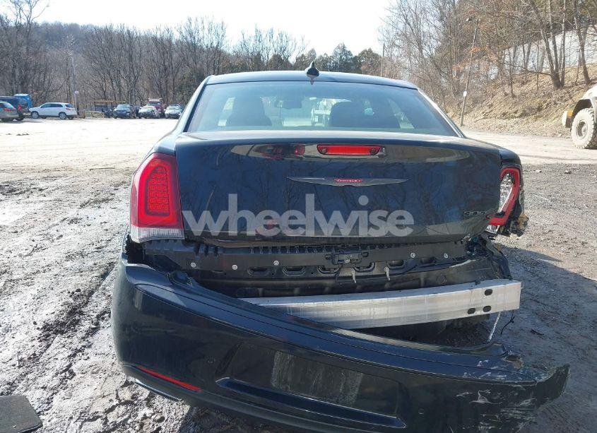 Photo 17 of 2021 Chrysler 300 300S (VIN 2C3CCABG5MH529373)