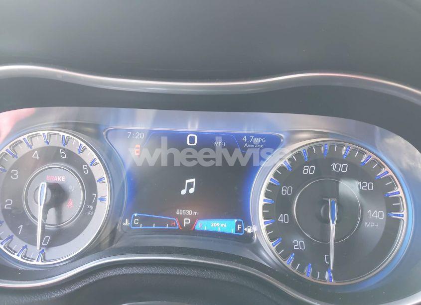 Photo 7 of 2021 Chrysler 300 300S (VIN 2C3CCABG5MH529373)