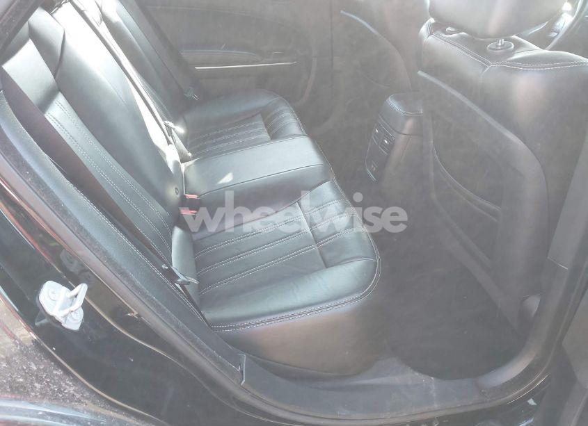 Photo 8 of 2021 Chrysler 300 300S (VIN 2C3CCABG5MH529373)