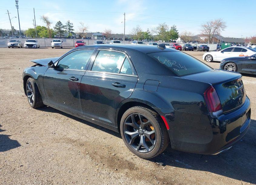 Photo 3 of 2023 Chrysler 300 300S (VIN 2C3CCABG5PH561115)