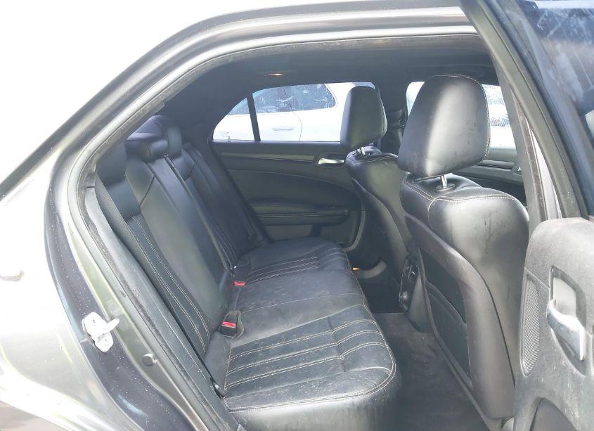 Photo 8 of 2013 Chrysler 300 (VIN 2C3CCABG6DH556565)