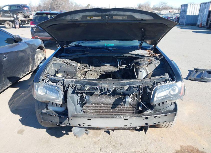 Photo 10 of 2013 Chrysler 300 300S (VIN 2C3CCABG6DH595317)