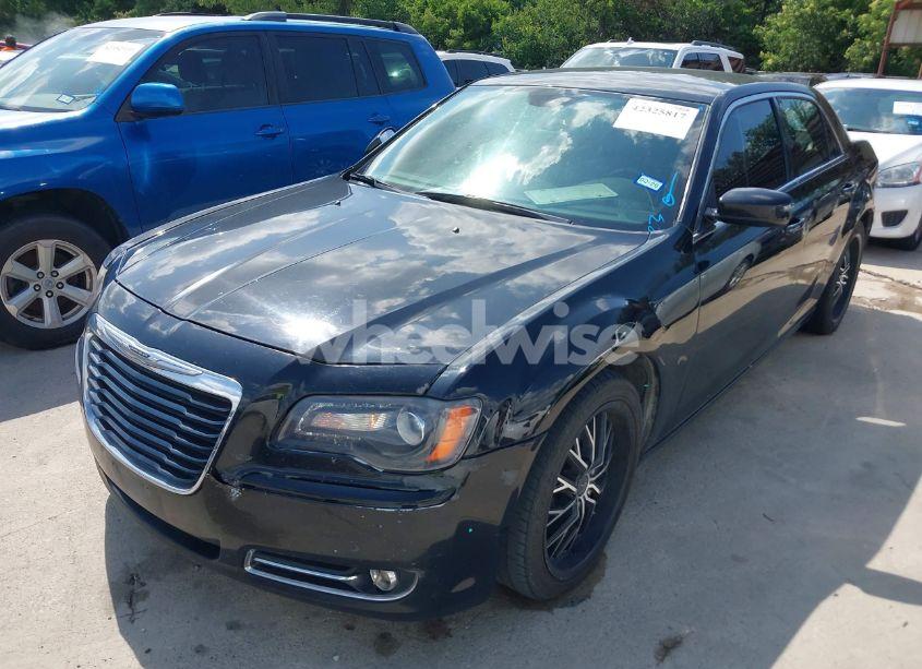 Photo 2 of 2014 Chrysler 300 300S (VIN 2C3CCABG6EH143188)