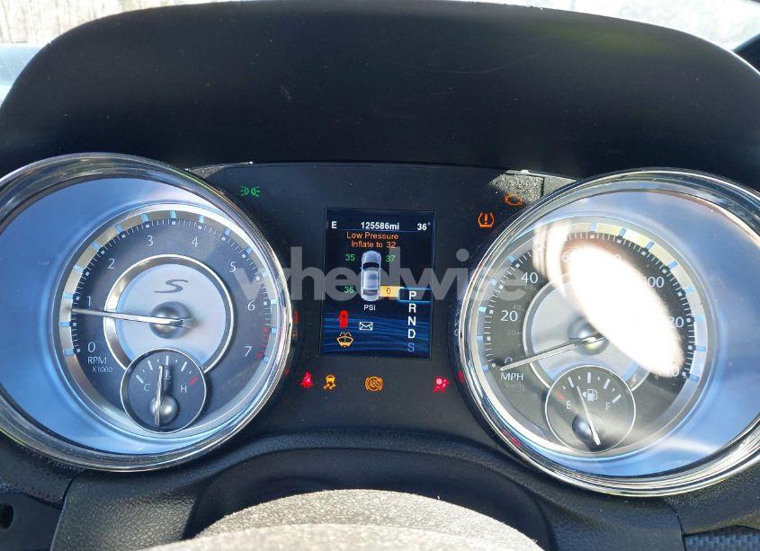 Photo 7 of 2014 Chrysler 300 300S (VIN 2C3CCABG6EH383230)