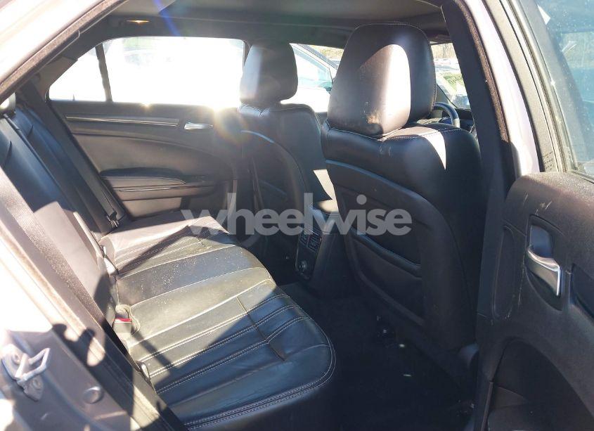 Photo 8 of 2014 Chrysler 300 300S (VIN 2C3CCABG6EH383230)