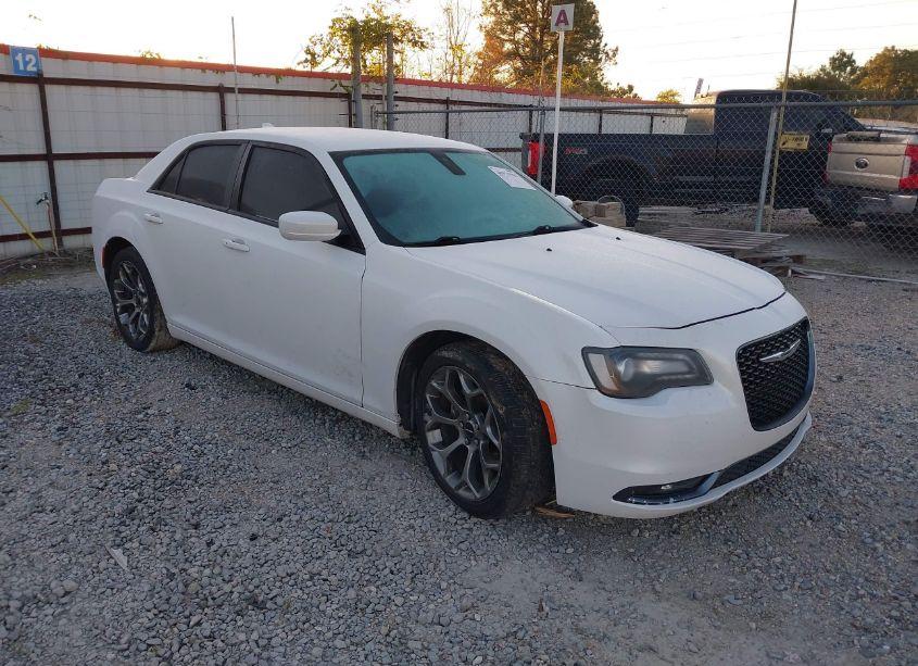 2015 Chrysler 300 300S (VIN 2C3CCABG6FH921569) main photo