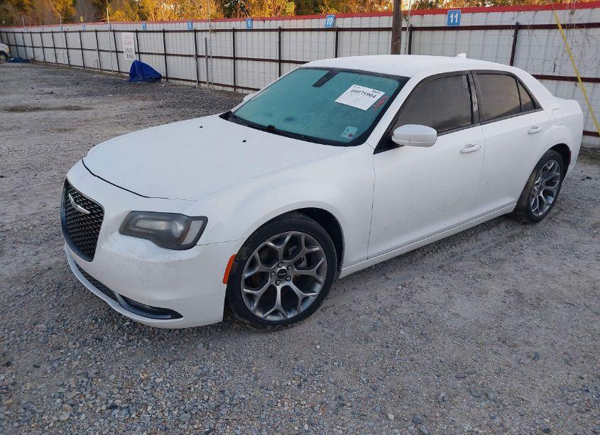 Photo 2 of 2015 Chrysler 300 300S (VIN 2C3CCABG6FH921569)