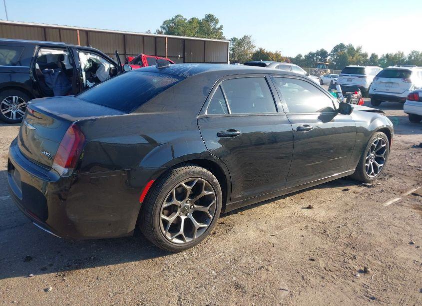 Photo 4 of 2016 Chrysler 300 300S (VIN 2C3CCABG6GH310961)