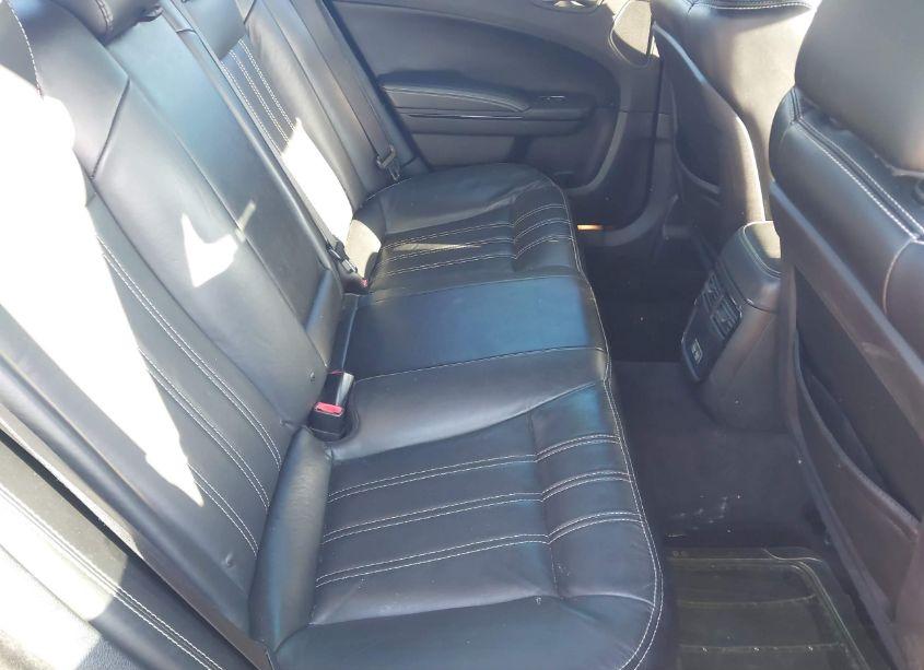 Photo 8 of 2016 Chrysler 300 300S (VIN 2C3CCABG6GH310961)