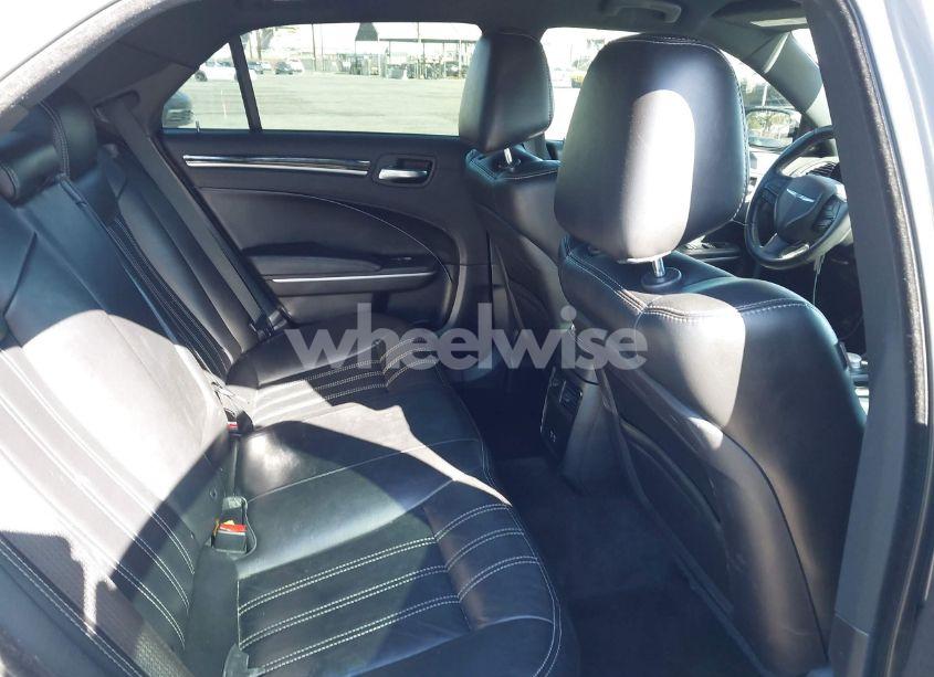 Photo 8 of 2019 Chrysler 300 300S (VIN 2C3CCABG6KH515074)