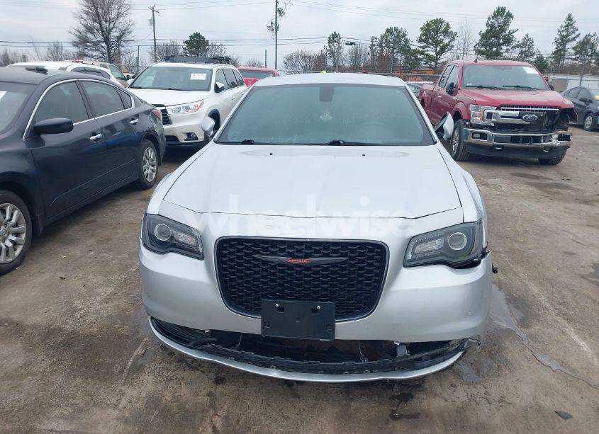 Photo 12 of 2021 Chrysler 300 300S (VIN 2C3CCABG6MH506944)