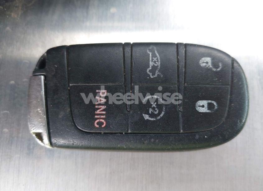 Photo 11 of 2014 Chrysler 300 300S (VIN 2C3CCABG7EH221929)