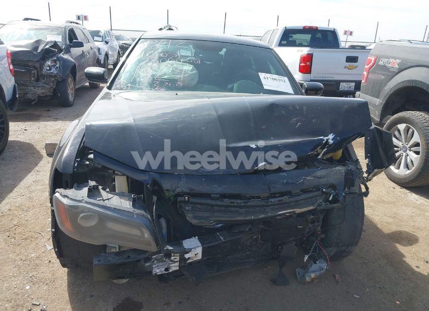 Photo 12 of 2014 Chrysler 300 300S (VIN 2C3CCABG7EH221929)